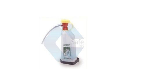 Eye Wash Bottle - Material: Plastic