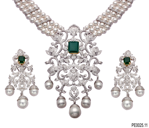 Designer Diamond Jewellery Set