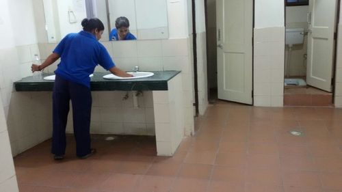 Mannual Cleaning