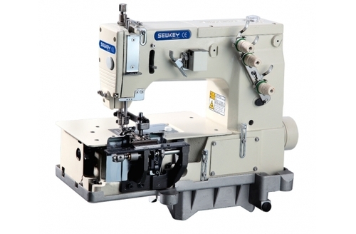 snap attaching pneumatic machine