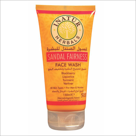 सैंडल फेस वाश