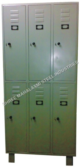 6 Locker Almirah Application: For Hotels
