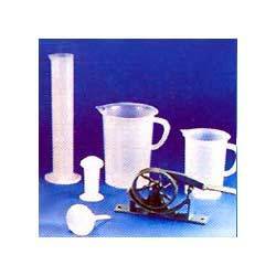 LDPE Wash Bottles - Variable Capacity Translucent Color | Screw Cap Chemical Resistant Durable LDPE Easy Dispensing Versatile Use