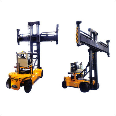 Empty Container Lift Truck - 8 Tonne Capacity, 7 Meter Lift Height | Diesel Engine, Pneumatic Brake, 22/26 Km/h Speed, 1 Year Warranty