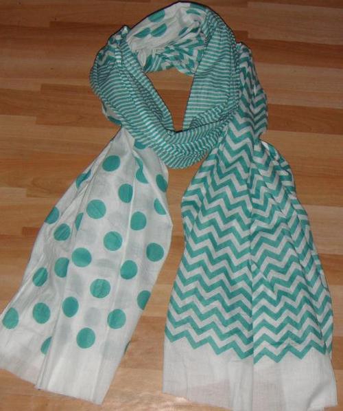 Geometric Design Scarf