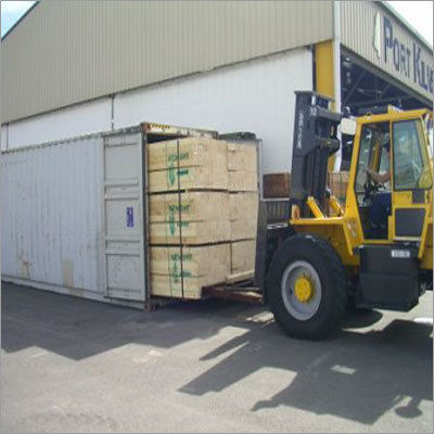 Container Loading Dry Sawn Industrial Stock