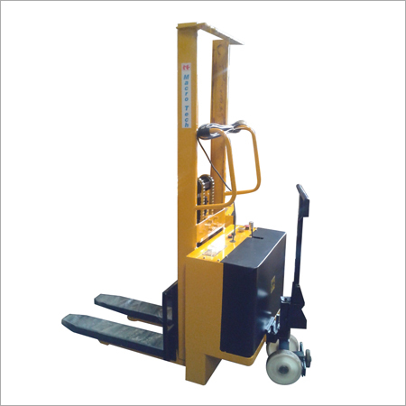 Semi Electric Stacker A/C 230V
