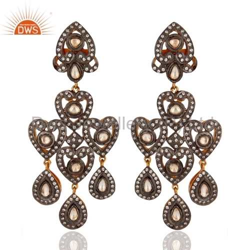 Heart Design Victorian Style Earrings Gender: Women