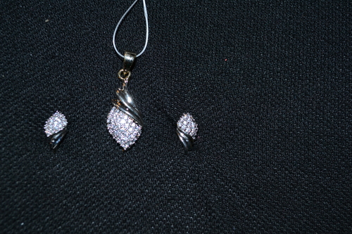 Artificial Pendant Set