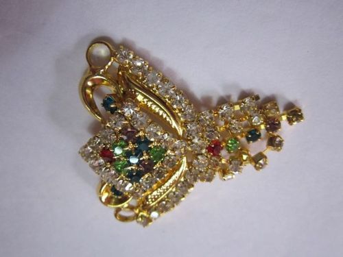 Green Gold Polish Gemstone Pendant Without Chain