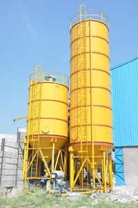 Silo For Concrete Batching Plant - Steel Material, Yellow Painted Finish | Replaceable Liners And Shovel, 220-440 Volt, 1 Year Warranty