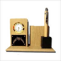 Wooden Pen Stand Clock