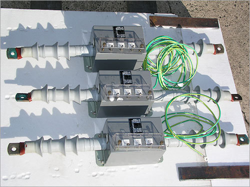 Electrical Current Metering Transformers