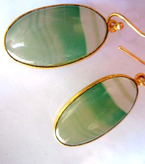 Natural Chalcedony Earrings - 28.70cts, 14x24mm Oval Shape in Green and White, Yellow Gold with Cat Effect