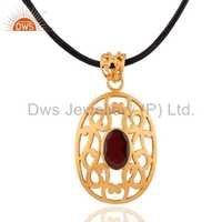 Garnet Sterling Silver Gold Plated Pendant Jewelry Gender: Women