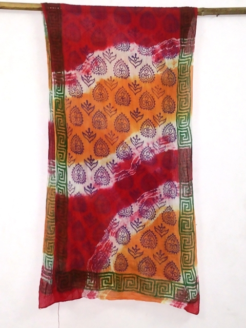 100% Silk tye dye silk scarfs of india
