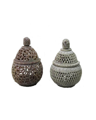 Soapstone carved T-Light holder Handi