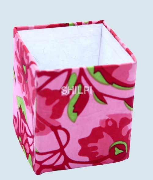 Light In Weight Handmade Paper Pink Printed Square Pen Stand
