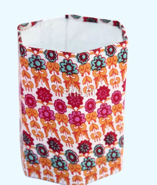 Light In Weight Handmade Paper Pink Floral Print Hexagonal Pen Stand