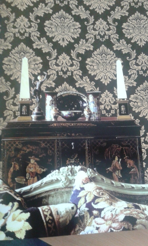 damask wall paper