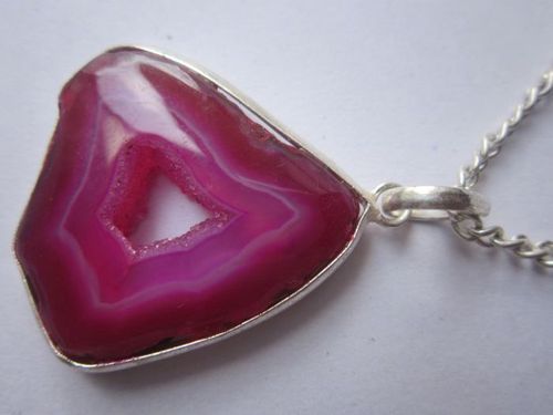 Pendants Pink Chalcedony Druzy Ready To Wear With Chain Pendent Set 32Cts