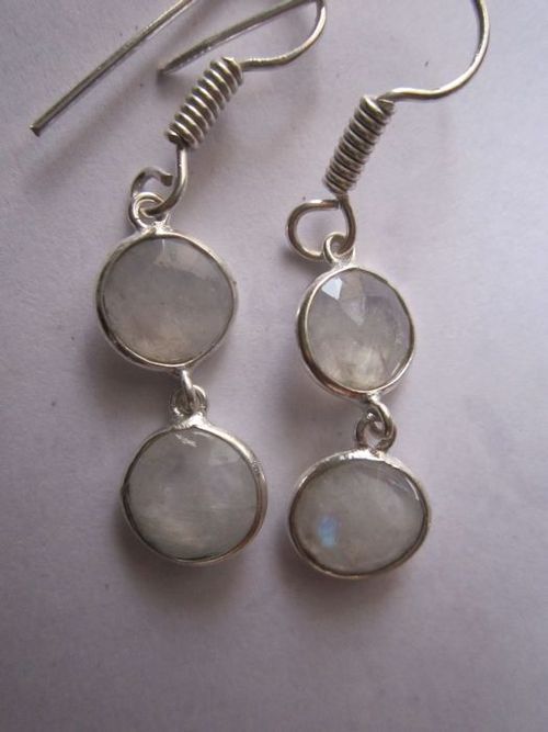 Round 2Pcs Rainbow Moonstone Stone Silver Plated Earrings Ready To Wear 