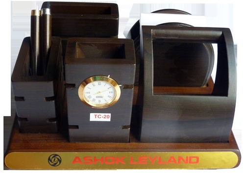 Table Clock (Ashok Leyland)