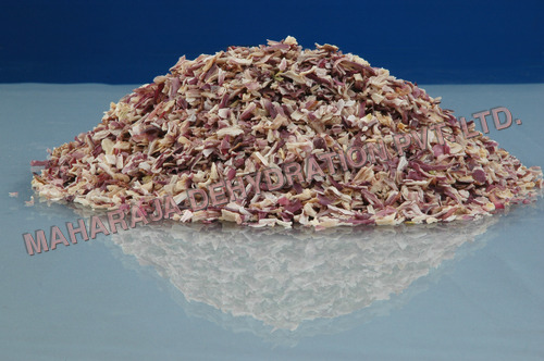 Dehydrated Red Onion Minced By MAHARAJA DEHYDRATION PVT. LTD.
