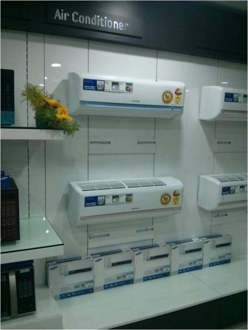 Air conditioner wall Fixture