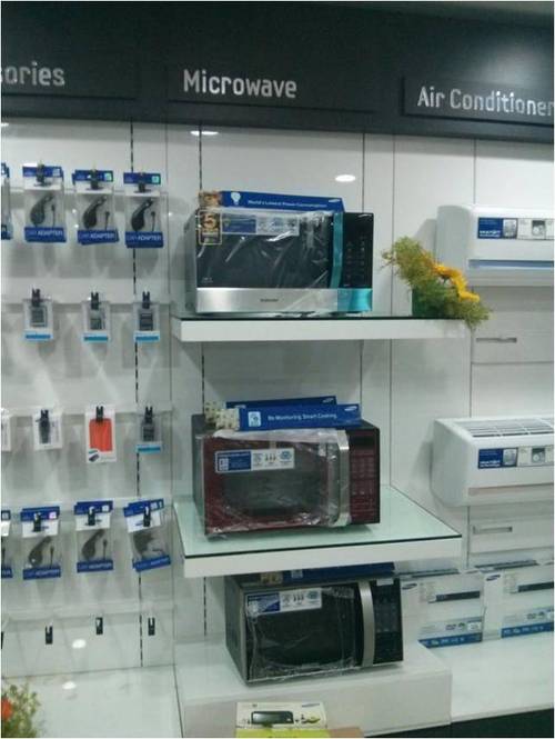Microwave wall fixture