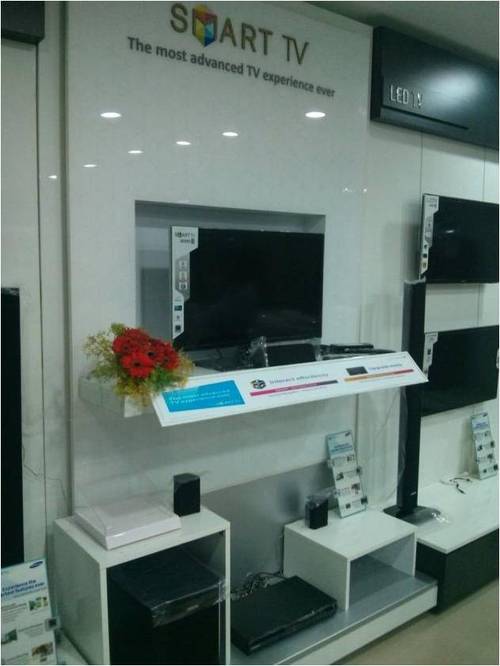 Smart tv wall fixture