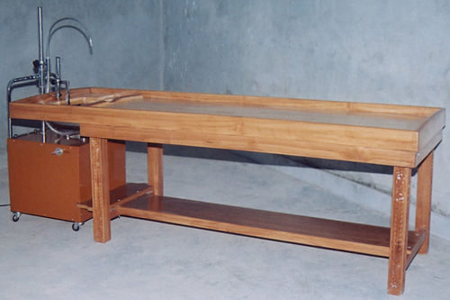 Massage Table With Shirodhara Yantra