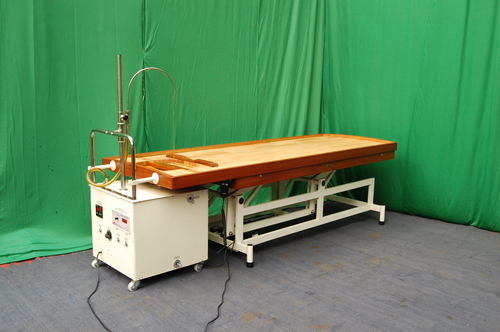 HIGH-LOW MASSAGE TABLE With SHIRODHARA YANTRA (Ele