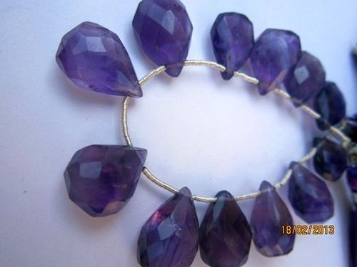 11 PCS. AFRICAN AMETHYST 11X14MM TO 10X13MM FACETED ALMOND BRIOLETTES BEADS 
