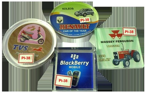 Paper Weight a Massey Fergusion, TVS, Black Berry, Renaulta