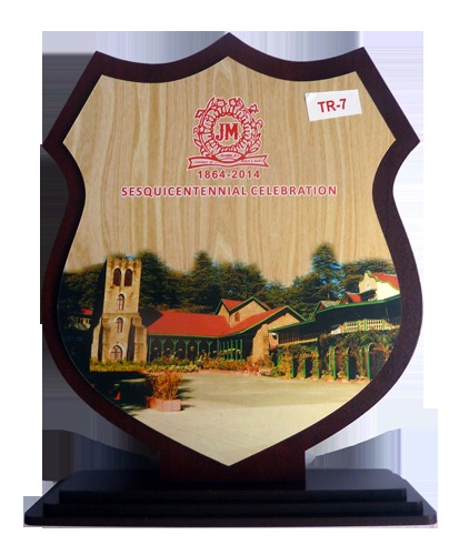 Wooden Trophy a JMa