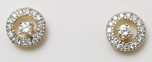 Little Exclusive Yellow Gold Stud Earring