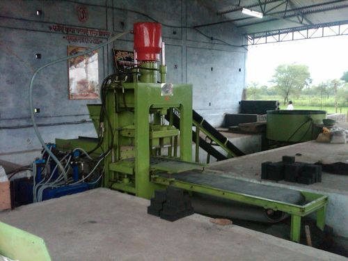 Automatic Hydraulic Operated Fly Ash Brick's machi