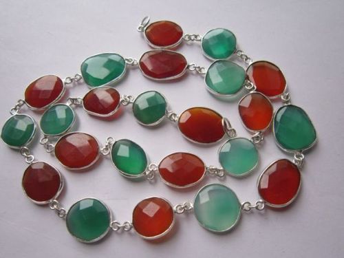 21 Inch red & Green Onyx Bezel Connector 23 pcs.12mm-18mm Chain