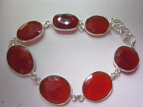 8 Inch Red Onyx 7Pcs. 13mm -19mm Connector Bracelet 