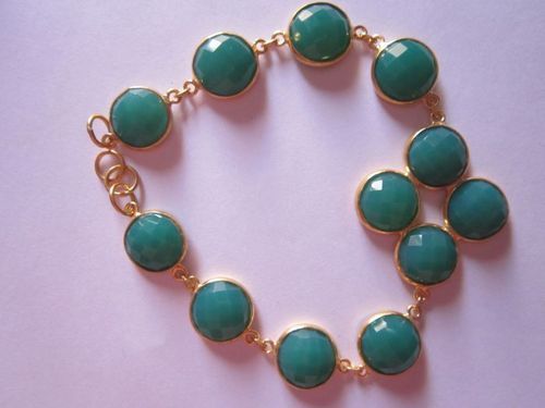 Round 12 Pcs. Chrysoprase Gold Vermiel Connectors Bracelet Approx 105cts. 13mm-14mm