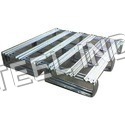 Two way steel pallet
