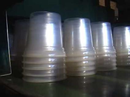 ECOFRIENDELY PLASTIC EPS FOAM GLASS DONA PLATE MACHINE URGENT SALE