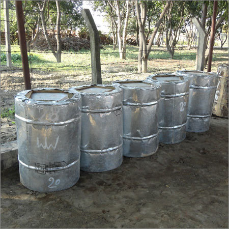 Gum Rosin grade WW packed in 200 KGS new CGI sheet drums