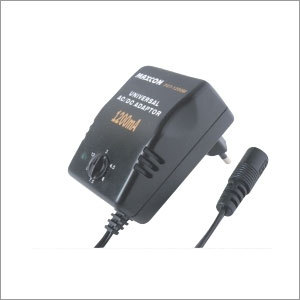 UNIVERSAL SWITCHING POWER ADAPTOR