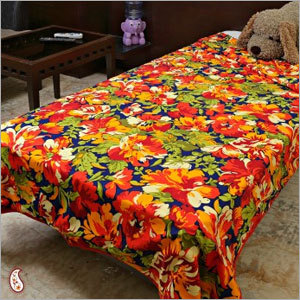 A Plethora of Vibrant Flower Print Duvet