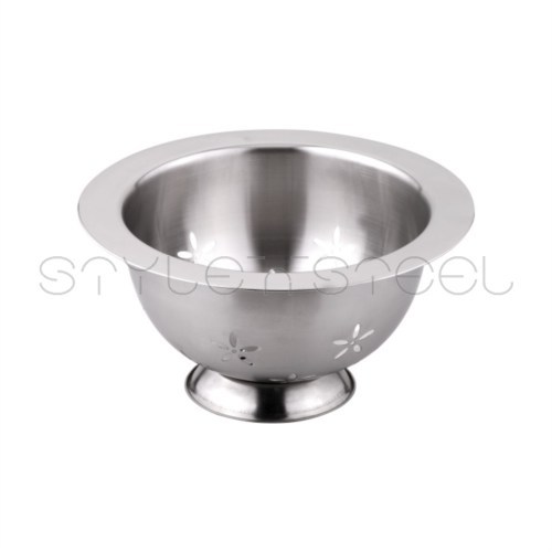 Flower Wide Colander - Stainless Steel, 23 cm | Stable Footed Base, Flower Pattern Holes, Polished Finish