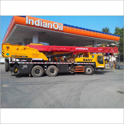 Telescopic crane In Gujarat