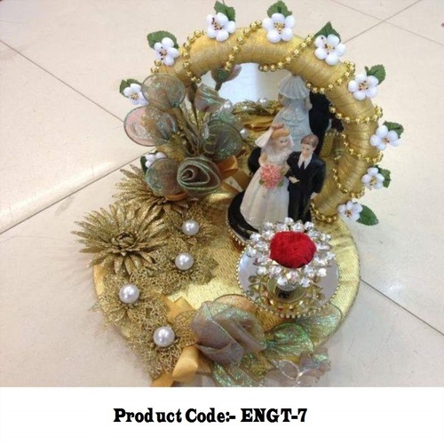 Engagement Tray