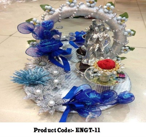 Engagement Tray